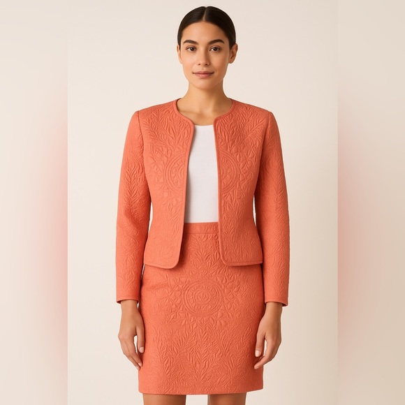 Oscar de la Renta Salmon Pink Silk Quilted Skirt-Suit/ Size 4-6